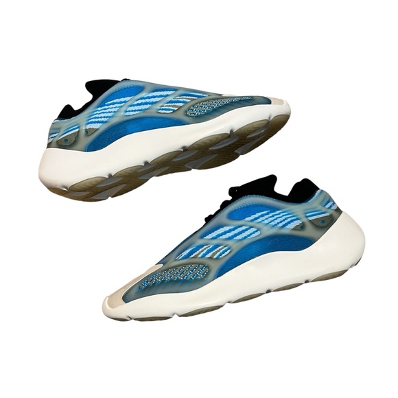 Adidas Yeezy 700 V3 Arzareth main image 9